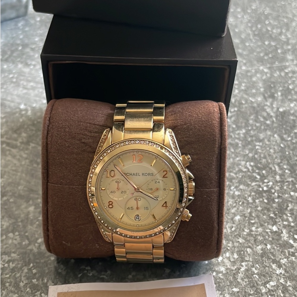 Michael Kors Golden Runway Watch Glitz MK5166 W/original Box And Booklet